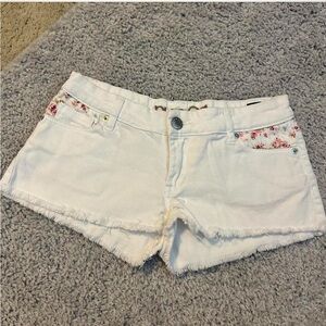 Rue21 White Floral Jean Shorts